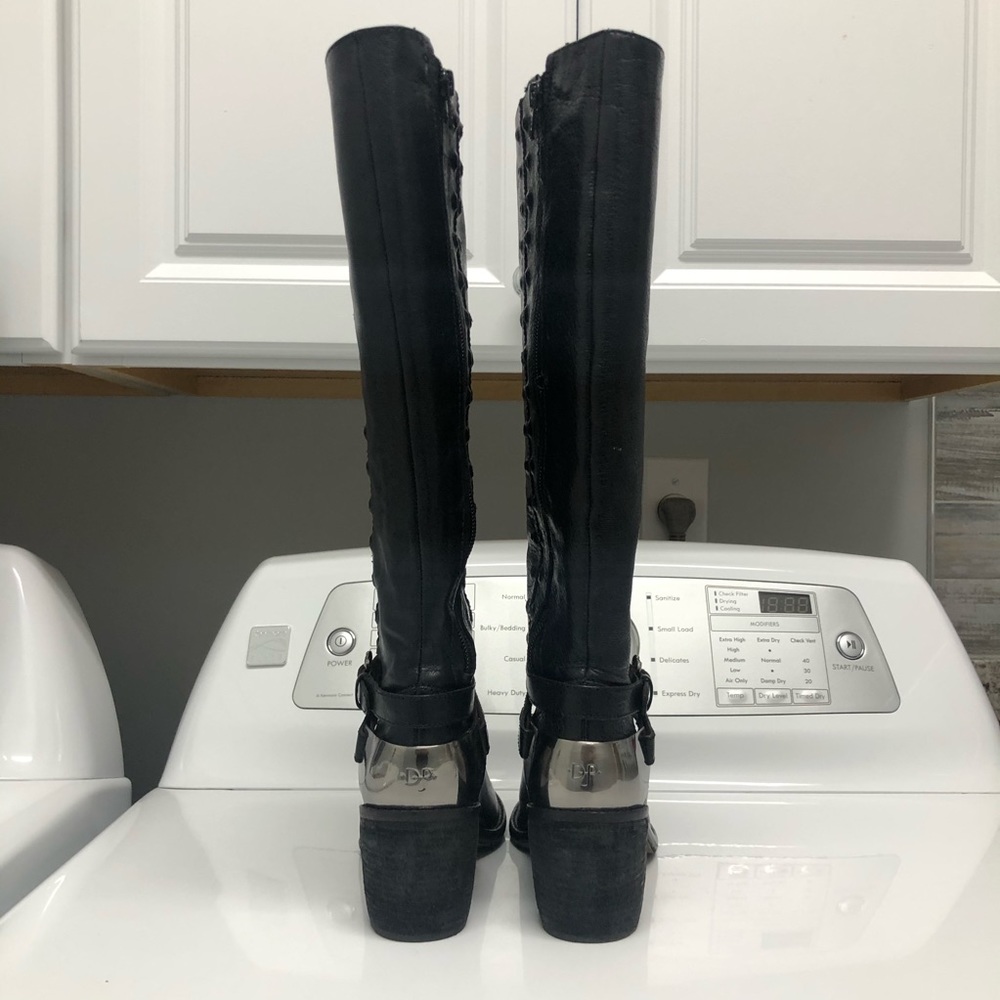 Donald J Pliner “Bara” boots size 6.5 - Picture 3 of 8